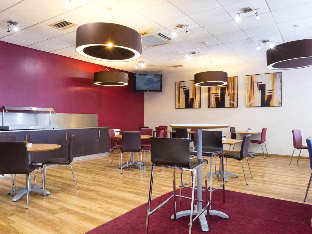 Travelodge Central 莱切斯特 餐厅 照片